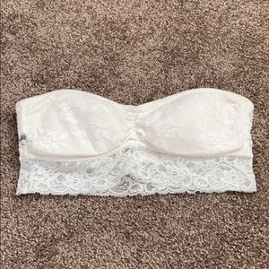 ❌SOLD❌Express lace strapless padded bralette